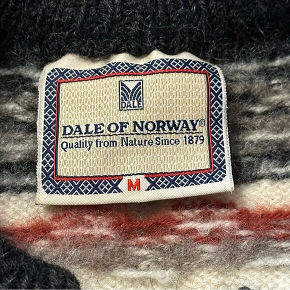 Dale of Norway M Black Red white Classic Fair Isle Wool Knit Clasp Ski Sweater - Picture 7 of 10